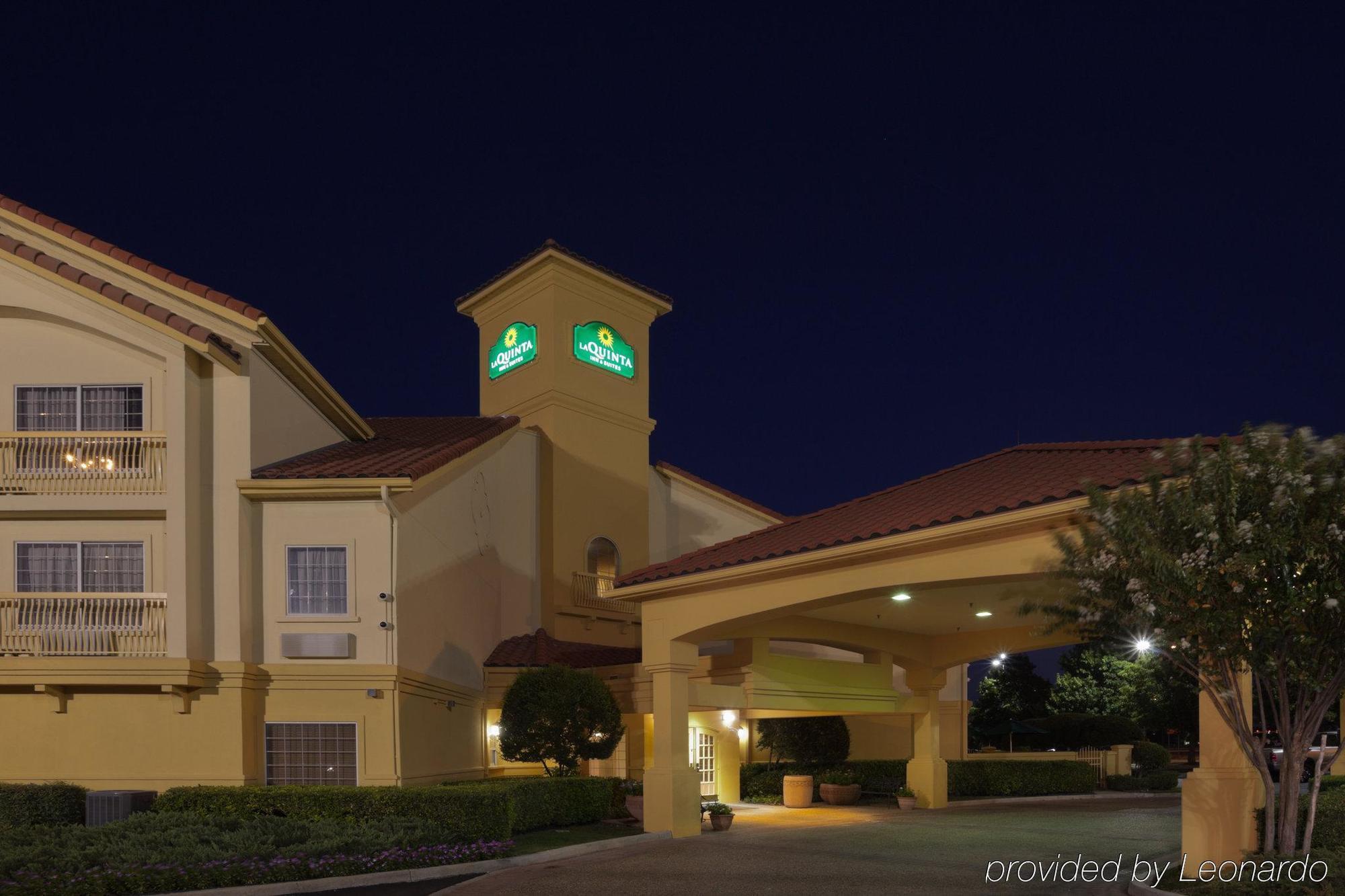 La Quinta By Wyndham Fort Worth North Exterior photo