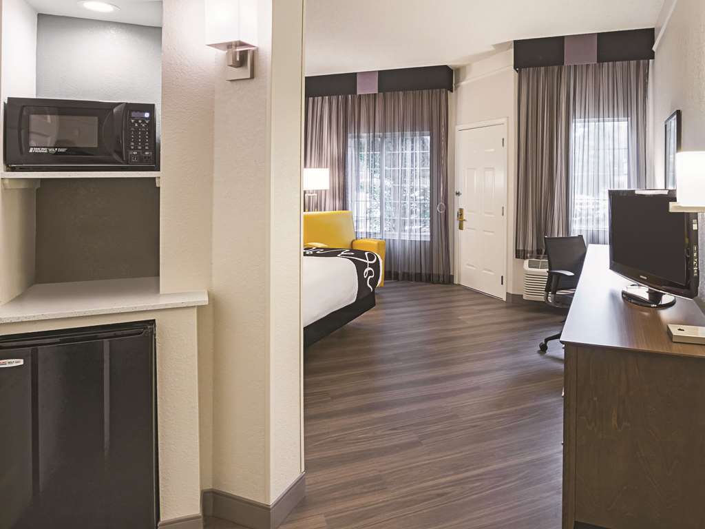 La Quinta By Wyndham Fort Worth North Room photo